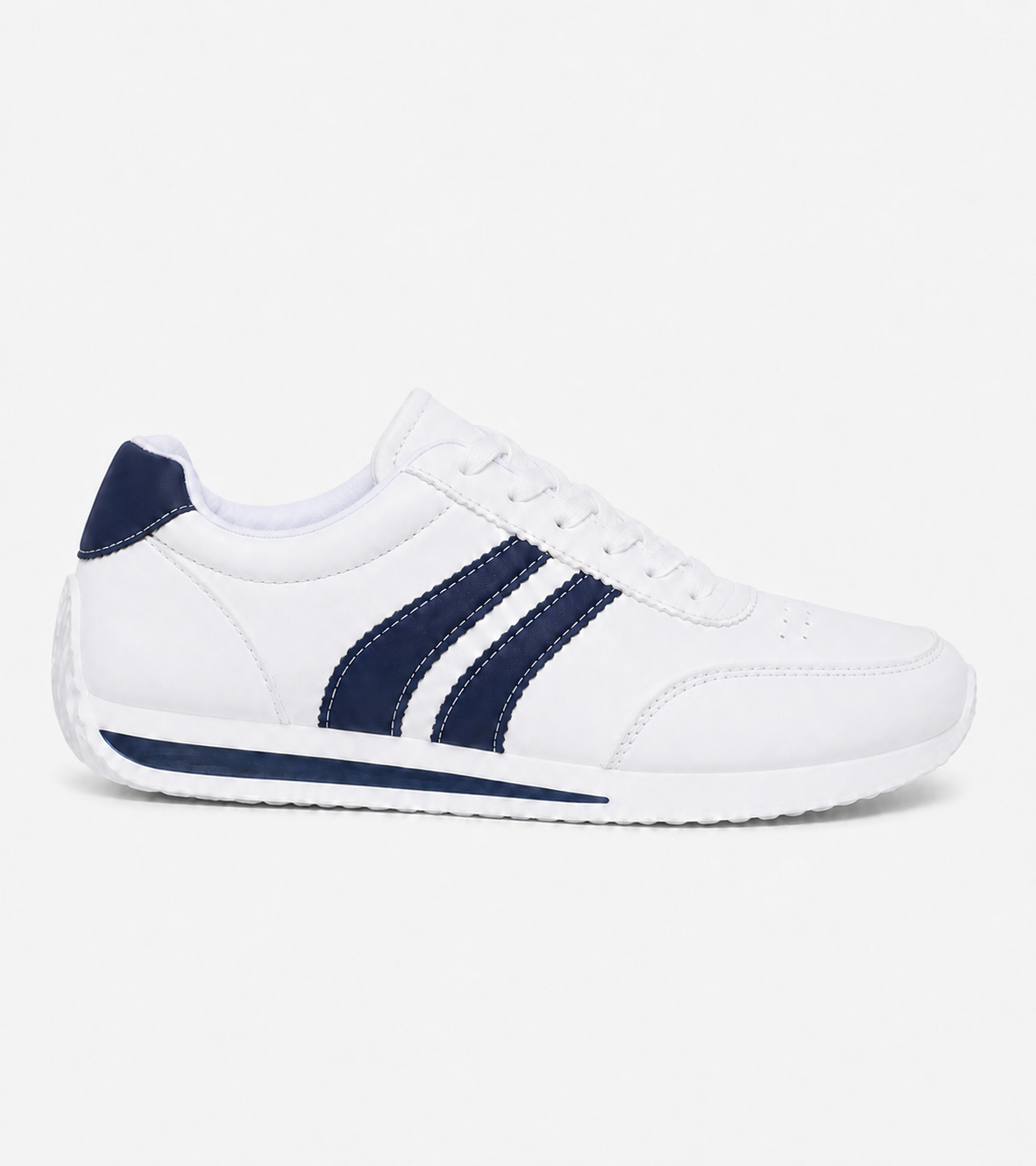 Courtline Low Sneakers