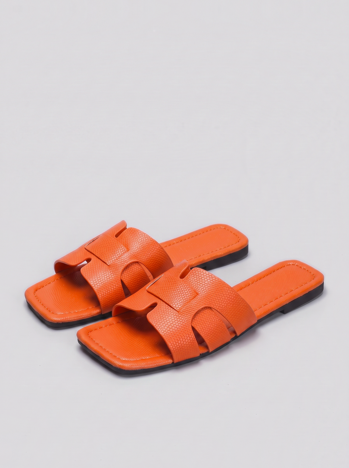 Margot Cut-Out Slides