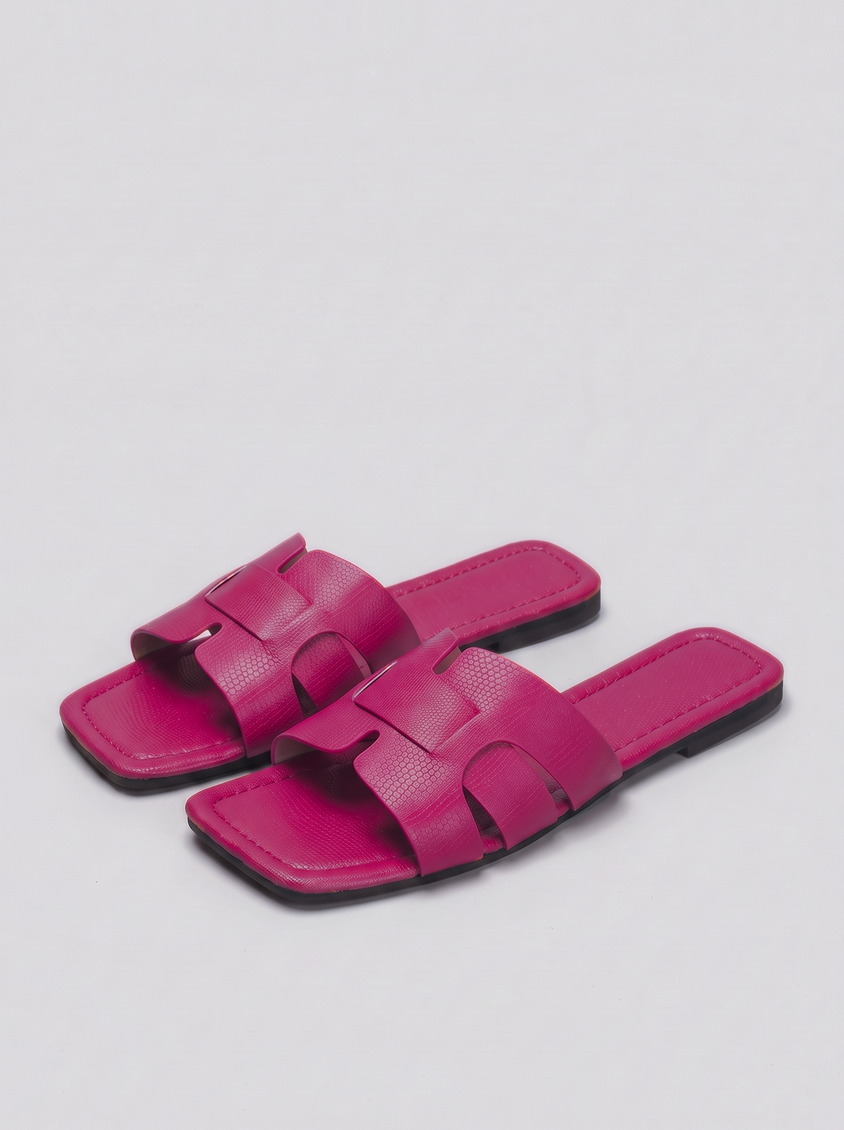 Margot Cut-Out Slides